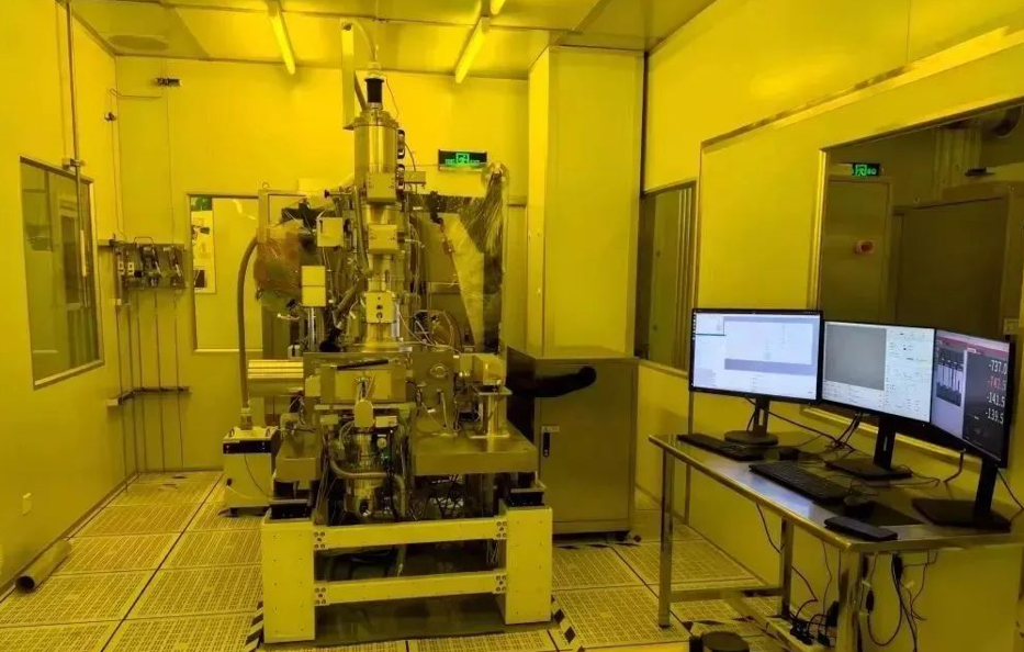 Heavy weight! The first electron beam lithography machine in the country!  